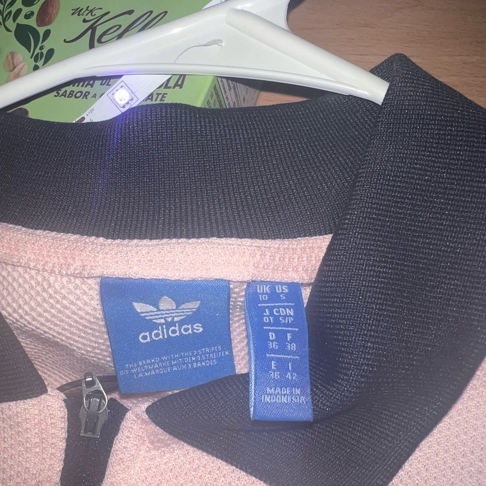 adidas zipper t-shirt like new - Picture 4 of 4